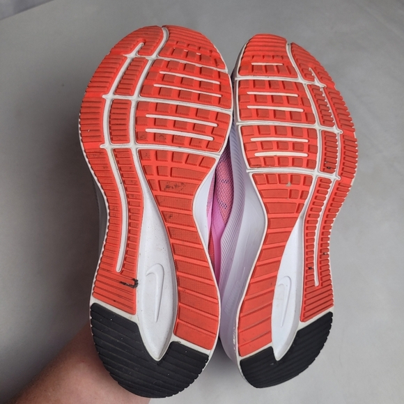Nike Women's Quest 3 Pink/Black Running Shoes Size 6.5 - Picture 5 of 11